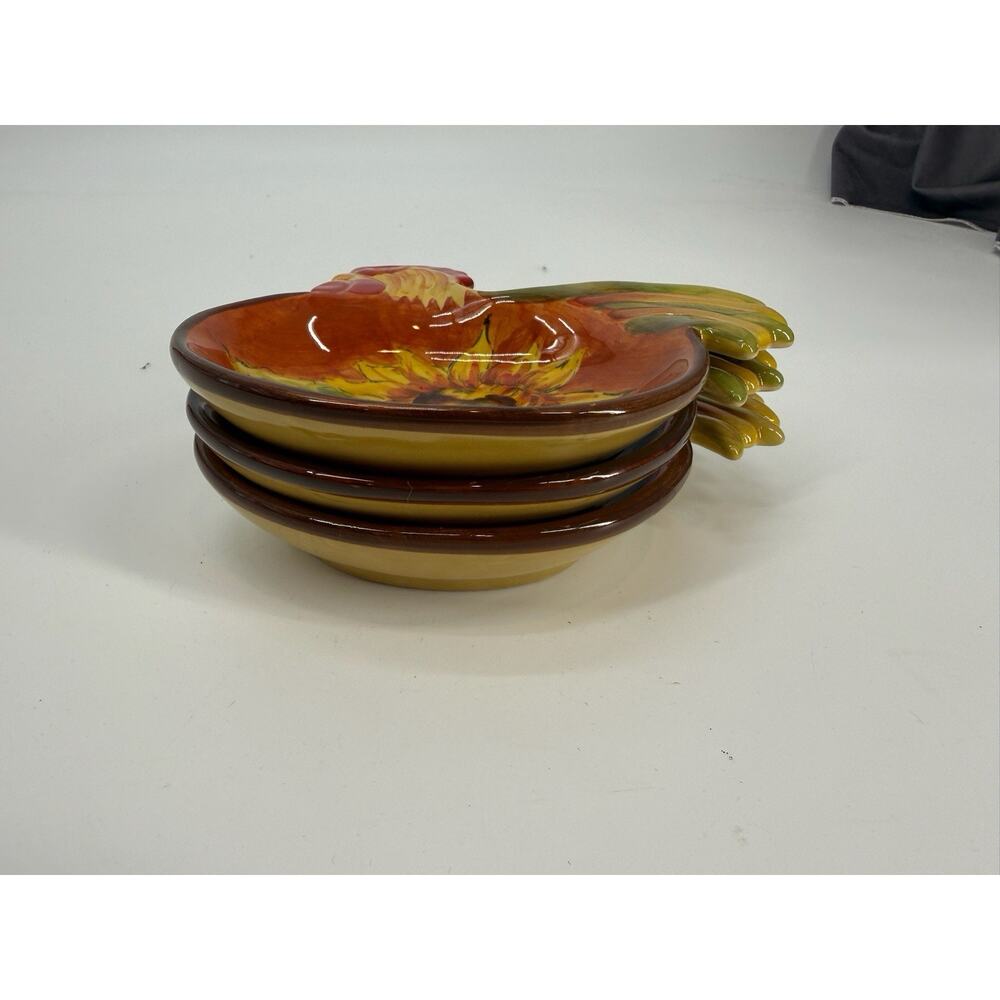 Maxcera Corp RED ROOSTER Set/3 Plates EXCELLENT UNUSED Ruffled - Picture 3 of 5
